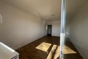 *3-Raum Wohnung in Brückfeld mit Einbauküche* – Brückstr. 8, 39114 Brückfeld, Magdeburg – Vorschaubild 2