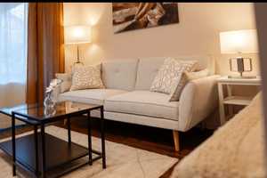 Stilvolle, sanierte 1-Zimmer-Wohnung mit geh. Innenausstattung, Balkon und EBK – Pfeifferstraße 53, 34121 Kassel – Vorschaubild 3