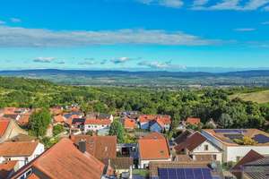 Wohnen mit Panorama: Einfamilienhaus in Wackernheim – sofort verfügbar – Die vollständige Adresse der Immobilie erhältst du vom Anbieter., 55263 Wackernheim – Vorschaubild 3
