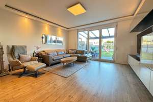 Moderne Doppelhaushälfte mit Garten, Terrasse & Garage in ruhiger Familienlage von Hanau – Die vollständige Adresse der Immobilie erhältst du vom Anbieter., 63457 Wolfgang, Hanau – Vorschaubild 1