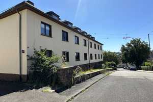 2 Mehrfamilienhäuser mit insgesamt 8 Wohnungen in bester Lage auf dem Wellersberg! – Am Hang 8 + 10, 57072 Siegen-Wittgenstein (Kreis) – Vorschaubild 1