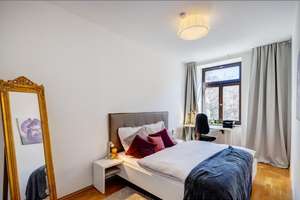 Möbliert: Lichtdurchflutete Altbauwohnung in gefragter Lage – Die vollständige Adresse der Immobilie erhältst du vom Anbieter., 81675 Haidhausen Nord, München – Vorschaubild 3