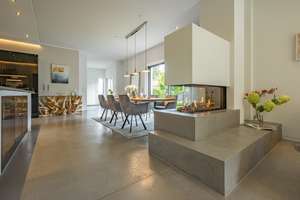 Moderner Luxus in Blankenese: Exklusive Villa mit viel Privatsphäre – Die vollständige Adresse der Immobilie erhältst du vom Anbieter., 22587 Blankenese, Hamburg – Vorschaubild 2