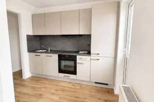 °°Frisch sanierte°° sonnige 3 Zimmer Wohnung mit Balkon und neuer Einbauküche – Sigrid-Undset-Straße 9, 15831 Blankenfelde-Mahlow – Vorschaubild 4