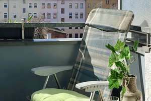 Bezugsfrei! Helle 2-Zimmer-Wohnung mit Balkon in zentraler Wedding-Lage