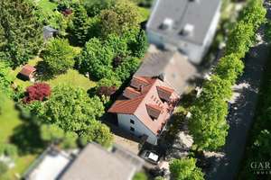 Freistehendes Einfamilienreiheneckhaus auf großzügigem Grundstück mit Entwicklungspotenzial – Die vollständige Adresse der Immobilie erhältst du vom Anbieter., 81379 Am Waldfriedhof, München – Vorschaubild 7