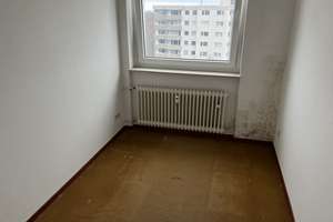 Buchholz - 4 Zi. ETW. m. Südwestloggia, Lift u. TG-Platz – Die vollständige Adresse der Immobilie erhältst du vom Anbieter., 30655 Groß-Buchholz, Hannover – Vorschaubild 9