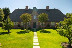 Exklusives Kapitänshaus am Keitumer Wattenmeer – kernsaniert und in absoluter Bestlage – Die vollständige Adresse der Immobilie erhältst du vom Anbieter., 25980 Sylt (Gemeinde) – Vorschaubild 3