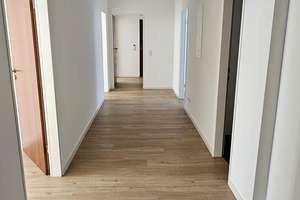 Modernes Wohnen in zentraler Lage - 4-Zimmer-Wohnung nach Sanierung – Die vollständige Adresse der Immobilie erhältst du vom Anbieter., 40878 Zentrum, Ratingen – Vorschaubild 2