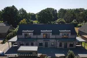 KFW Förderfähig Großes Reihenmittelhaus in der Lagerstraße in Oldenburg mit Wärmepumpe und Carport! – Lagerstraße 60 d, 26125 Oldenburg (Oldenburg) – Vorschaubild 1
