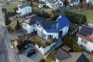 Zögern Sie nicht: Großzügiges EFH mit Garten und 2 Garagenstellplätzen mit guter Anbindung – Tuttlingen (Kreis) – Vorschaubild 1