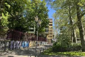 Alltagstaugliche 3-Zimmer-Wohnung in der Kölner Neustadt-Süd – Hohenstaufenring 55, 50674 Neustadt/Süd, Köln – Vorschaubild 1