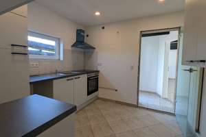 Schickes 1-Zimmerappartment mit großem, eigenem  Garten und überdachtem Freisitz – Die vollständige Adresse der Immobilie erhältst du vom Anbieter., 68789 Sankt Leon-Rot – Vorschaubild 3