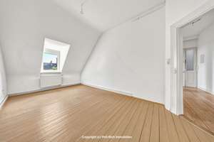 GROSSZÜGIG – Wohnung mit viel Raumgefühl und Charme in denkmalgeschützten Altbau-Mehrfamilienhaus – Die vollständige Adresse der Immobilie erhältst du vom Anbieter., 76131 Oststadt, Karlsruhe – Vorschaubild 6