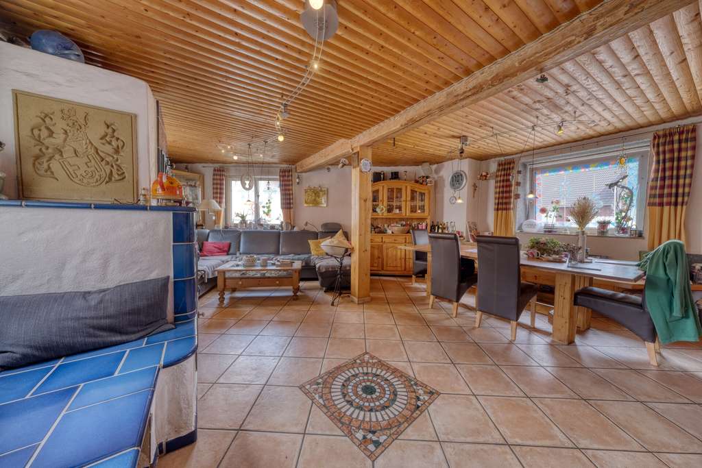 Immobilie in Schöffengrund - Paradies für Pferdefreunde und Autoschrauber - provisionsfrei - Bild 4