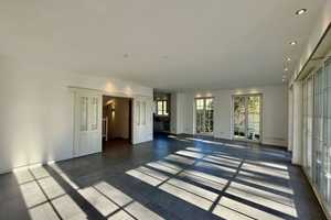 Elegantes Einfamilienhaus zzgl. 2-Zimmer Appartement & Pool in vornehmer Lage -Düsseldorf-Hubbelrath – Düsseldorf – Vorschaubild 9