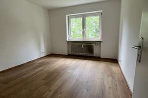 3-Zimmer mit Süd-Balkon in Feldkirchner Str. in Ingolstadt – Die vollständige Adresse der Immobilie erhältst du vom Anbieter., 85055 Nordost, Ingolstadt – Vorschaubild 5