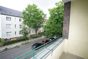 Hauptstadtmakler-Bezugsfreie Wohnung in Top-Lage – Berlin – Vorschaubild 3