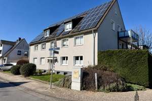 Ihr Renditeanker im Ruhrgebiet: 6-Parteienhaus mit Garagen & PV-Anlage – Die vollständige Adresse der Immobilie erhältst du vom Anbieter., 45149 Haarzopf, Essen – Vorschaubild 1