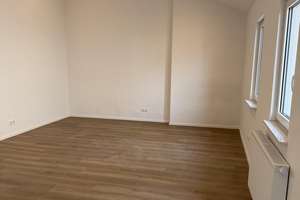 renoviertes Haus 4 Zimmer Küche Bad mit Hof und Garage Worms Abenheim – Saalgasse 2, 67550 Abenheim, Worms – Vorschaubild 4