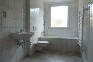 SCHÖNE 3-RAUM Wohnung mit BALKON im Herzen von Chemnitz – Reitbahnstraße 49, 9111 Zentrum, Chemnitz – Vorschaubild 6