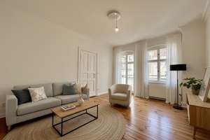 Stilvoller Altbau im 3. OG: Lichtdurchflutet, renoviert & mit Balkon zum ruhigen Innenhof – Die vollständige Adresse der Immobilie erhältst du vom Anbieter., 10115 Mitte (Ortsteil), Berlin – Vorschaubild 2