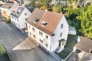 Charmante Doppelhaushälfte auf großzügigem Grundstück in bevorzugter Lage von Bonn - Beuel