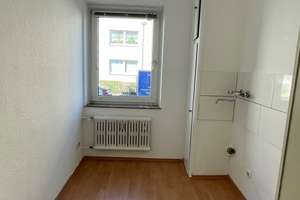 2,5-Zimmer - WHG mit Balkon - Innenstadtnähe - Renoviert – Ursulastrasse 19, 44793 Kruppwerke, Bochum – Vorschaubild 5