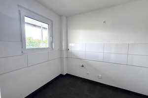 frisch sanierte 2 Zimmer Wohnung mit Balkon und Badewanne – Gudrunstraße 2, 47226 Duisburg – Vorschaubild 3
