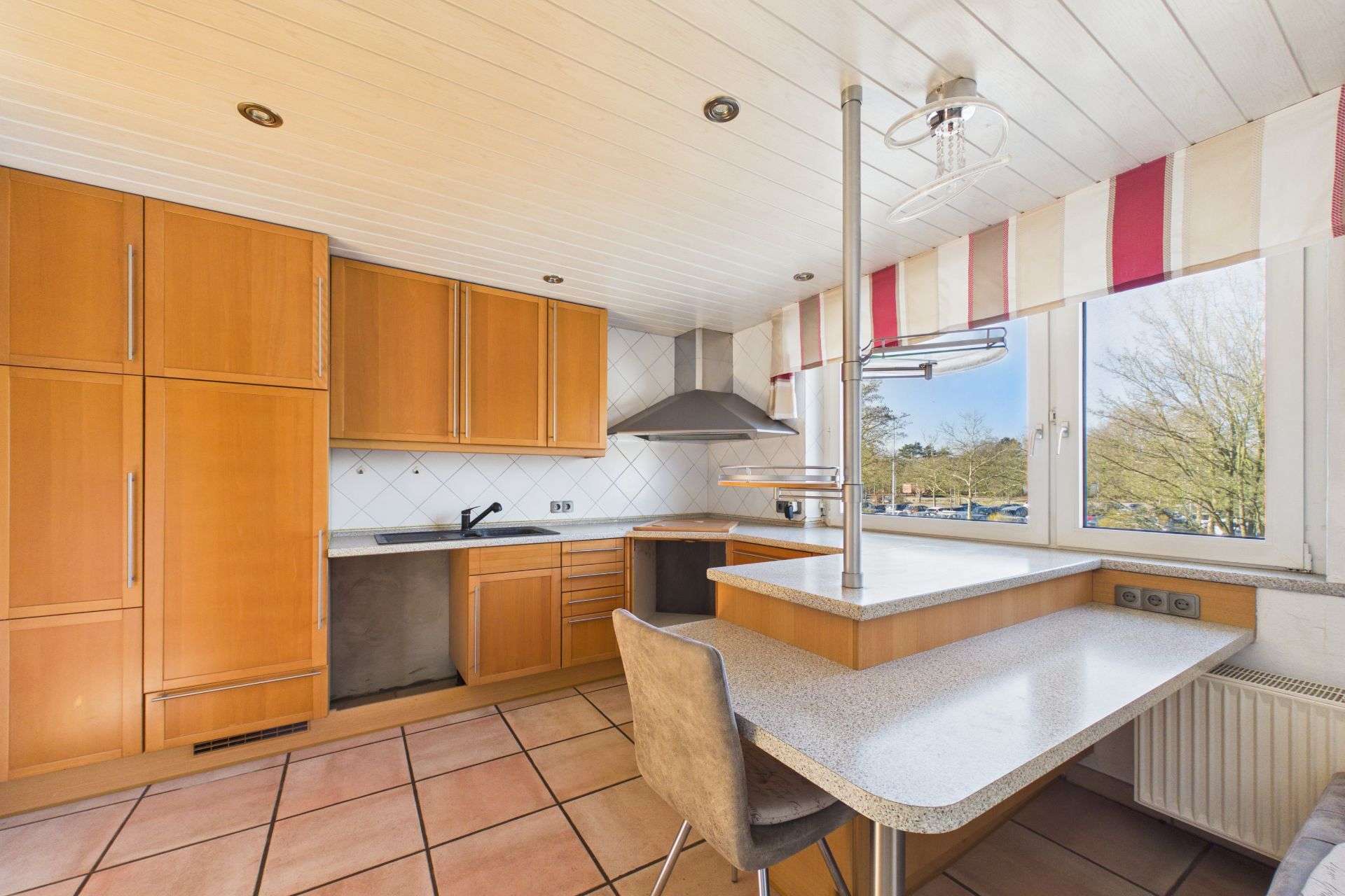 Immobilie in Oelde - Sanierungsobjekt mit zwei Wohneinheiten und zusätzlicher Fläche – großes Entwicklungspotenzial - Bild 13