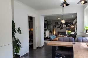 Dreifamilienhaus! Großer Garten und Wintergarten, Balkon, Loggia, Stellplätze, am Ortsrand in Rhade – Recklinghausen (Kreis) – Vorschaubild 4