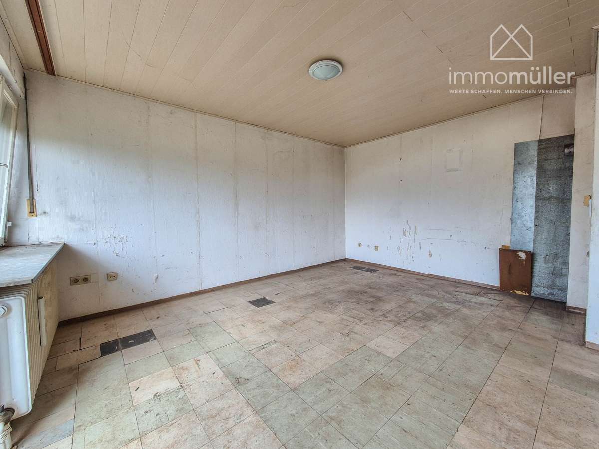 Immobilie in Eisenberg (Pfalz) - Split-Level-Reihenendhaus mit Garten & Garage in ruhiger Lage – großes Potenzial für Ihr Traumhaus! - Bild 10