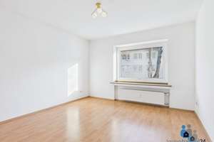 ***schicke 3 Zimmerwohnung & Balkon in sehr zentraler Innenstadtlage***Courtagefrei – Thieboldgasse 97-99, 50676 Altstadt/Süd, Köln – Vorschaubild 4