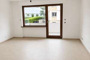 Wohnen mit Charakter: 3-Zimmer-Wohnung in Solingen – Die vollständige Adresse der Immobilie erhältst du vom Anbieter., 42657 Burg/Höhscheid, Solingen – Vorschaubild 2