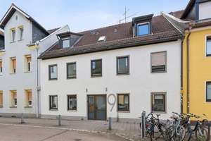Ihre private Stadtoase – große Terrasse in bester Erlanger Citylage – Wohnen oder Vermieten /5 – Die vollständige Adresse der Immobilie erhältst du vom Anbieter., 91052 Markgrafenstadt, Erlangen – Vorschaubild 3