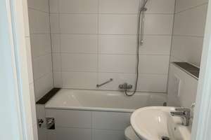 Ganz oben mit neuem Bad! – Karwendelstr. 9, 90471 Langwasser Nordwest, Nürnberg – Vorschaubild 11
