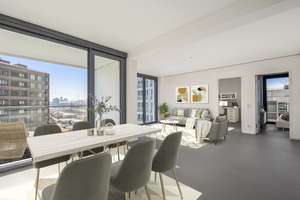 Live Elevated – Charmantes 3-Zimmer-Apartment mit Loggia im exklusiven Colonnades – George-Stephenson-Straße 10, 10557 Moabit, Berlin – Vorschaubild 9