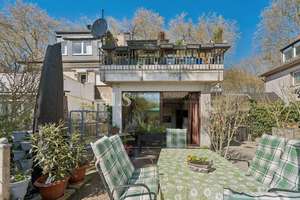 Doppelhaushälfte – ideal als Mehrgenerationenhaus – mit Balkon und Garten in begehrter Wohnlage – Die vollständige Adresse der Immobilie erhältst du vom Anbieter., 45355 Borbeck-Mitte, Essen – Vorschaubild 17