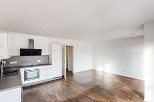 Großzügige 3-Zimmer-Maisonettewohnung mit Dachterrasse