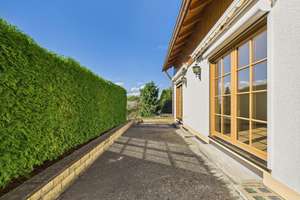 Viel Raum für Familie und Ideen – Einfamilienhaus mit Einliegerwohnung, Garten und Nebengebäude – Die vollständige Adresse der Immobilie erhältst du vom Anbieter., 82281 Egenhofen – Vorschaubild 5