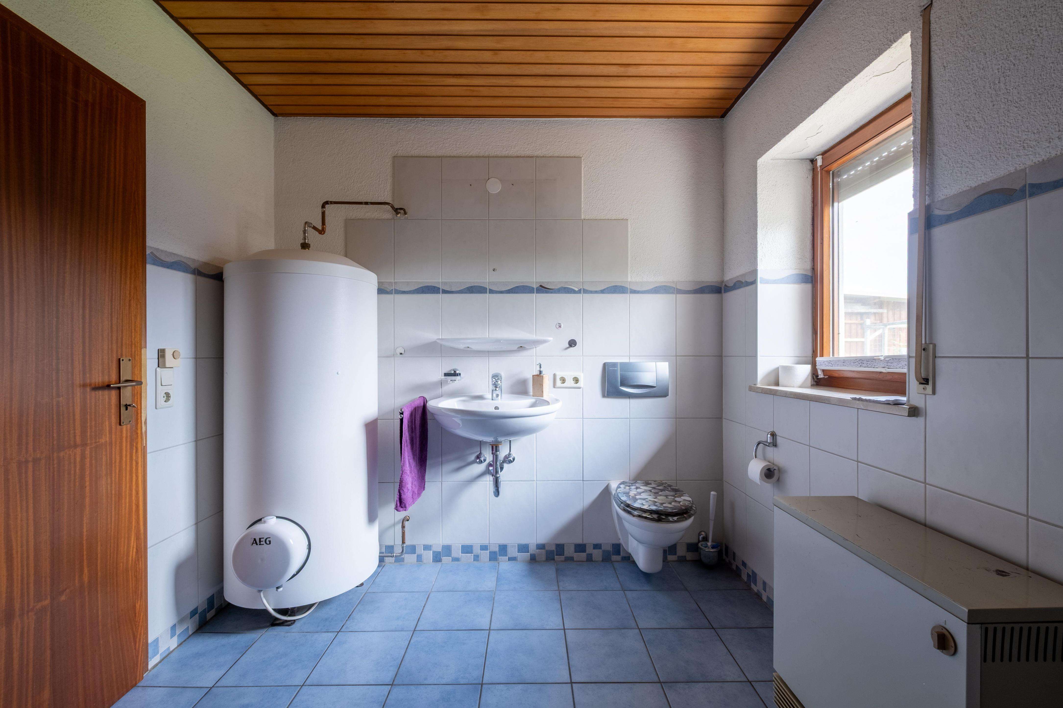 Immobilie in Fronreute - Attraktives Landhaus mit vielen Möglichkeiten – Perfekt für Eigennutzer und Kapitalanleger  - Bild 12