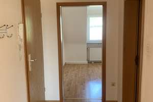 2-Raum-Wohnung mit Einbauküche für berufstätige Singles, Grünlage Bochum/Essen – Freisenbruch 8, 44867 Höntrop, Bochum – Vorschaubild 4
