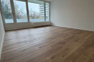 Top Sanierte 3 Zimmer Eigentumswohnung mit XXL Balkon und Aufzug! *Barrierefrei*  – Theodor-Heuss-Straße 50, 42109 Uellendahl-Katernberg, Wuppertal – Vorschaubild 4