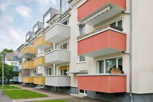 Dorstfeld: Exklusive Dachgeschosswohnung mit großer, sonniger Loggia! – Örlinghauser Weg 1, 44149 Dorstfeld, Dortmund – Vorschaubild 2
