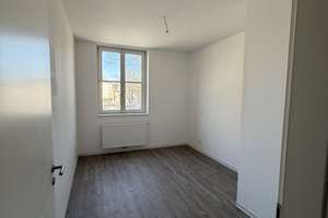 Aus Alt wird Neu: Modernes Wohnen im historischen Verwaltungsgebäude! 2,5 Zimmerwohnung Wohnung 5 – Krefelder Straße 83, 47226 Hochemmerich, Duisburg – Vorschaubild 6