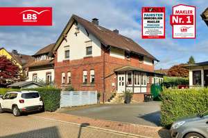 Charmantes Einfamilienhaus mit Kamin, Garten & Stellplätzen  in Bochum – Die vollständige Adresse der Immobilie erhältst du vom Anbieter., 44879 Dahlhausen, Bochum – Vorschaubild 1