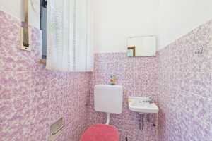 Familienhaus mit Einliegerwohnung – ideal für kreative Wohnideen! – Siegen-Wittgenstein (Kreis) – Vorschaubild 9