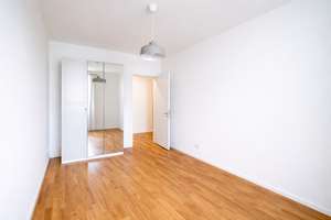 Bezugsfreie 3/4-Zimmer-Wohnung mit Balkon: Toplage nahe Ku’damm & Winterfeldplatz – Die vollständige Adresse der Immobilie erhältst du vom Anbieter., 10785 Mitte (Ortsteil), Berlin – Vorschaubild 11