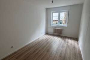 Familien aufgepasst - 5-Zimmer mit Balkon! Ab sofort – Goltzstr. 50, 10781 Schöneberg, Berlin – Vorschaubild 6