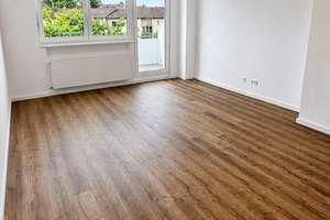 Frisch saniert: 1-Zi-Apartment mit Südbalkon & neuer EBK in Konstanz-Königsbau